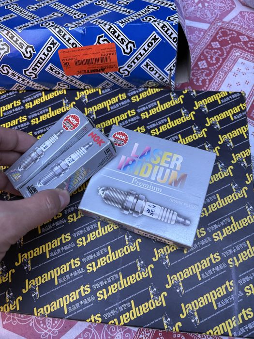 Продам свечи зажигания