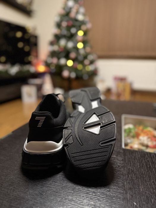 Emporio Armani обувки