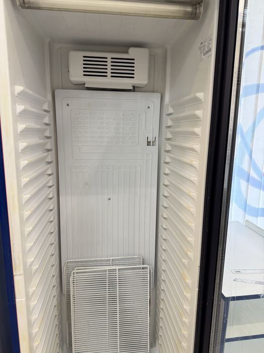 Два холодильника за 60.000