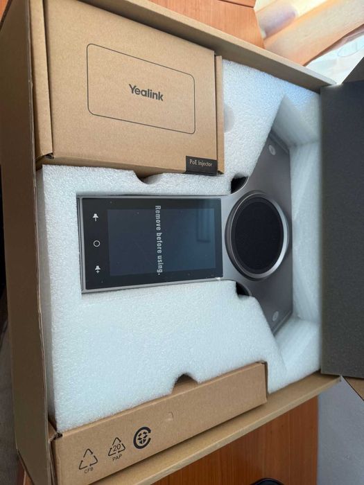 Конферентен VoIP телефон Yealink CP960, 5" (12.7 cm) цветен LCD