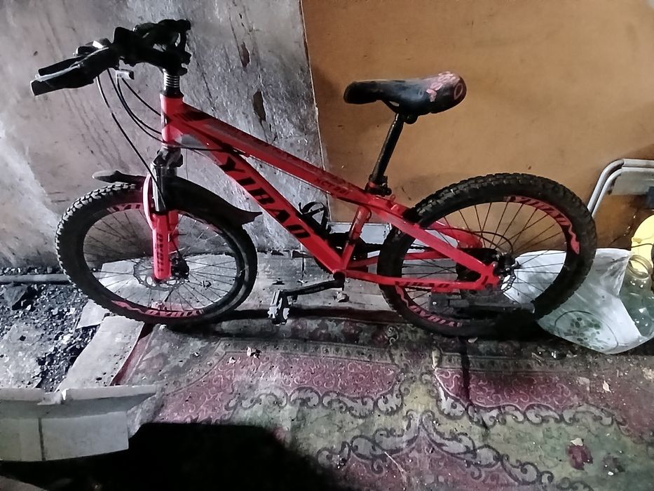 Продам 2 велосипеда на запчасти