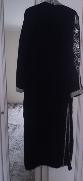 Продается камзол новый 10000т