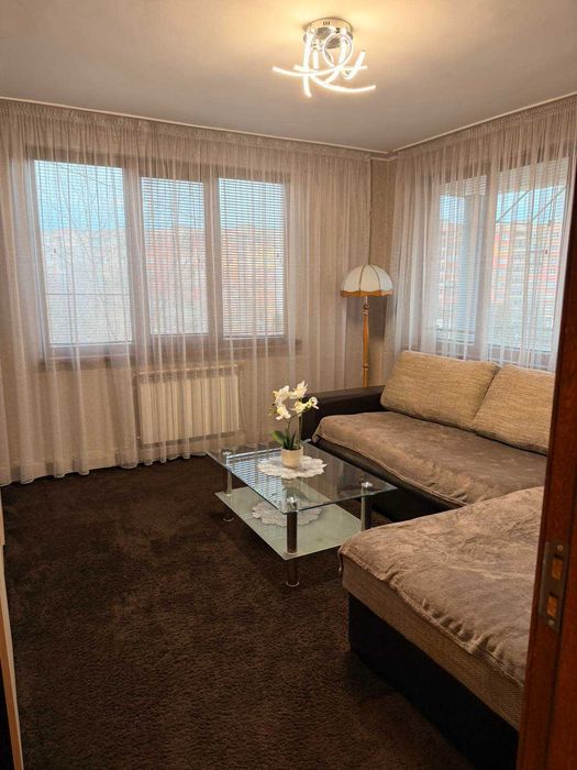 Дава се под наем Двустаен апартамент в Перник, Център - 65 кв.м за 398.82 € - Снимка #3