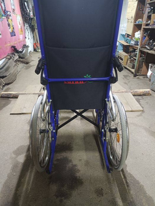 Продам инвалидную коляску