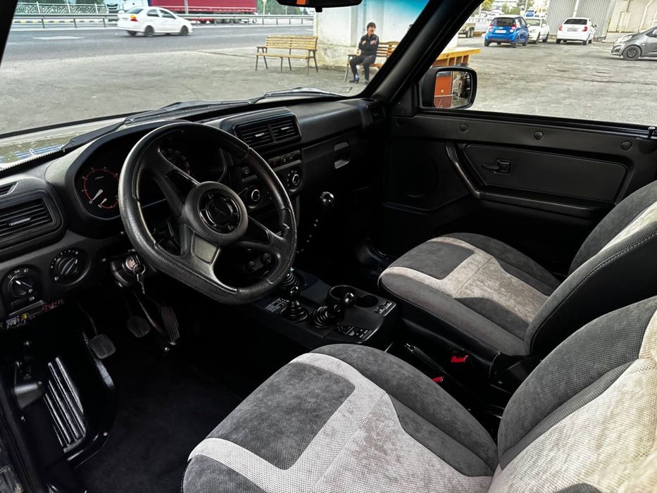 Niva Ligend of roodga Tayor