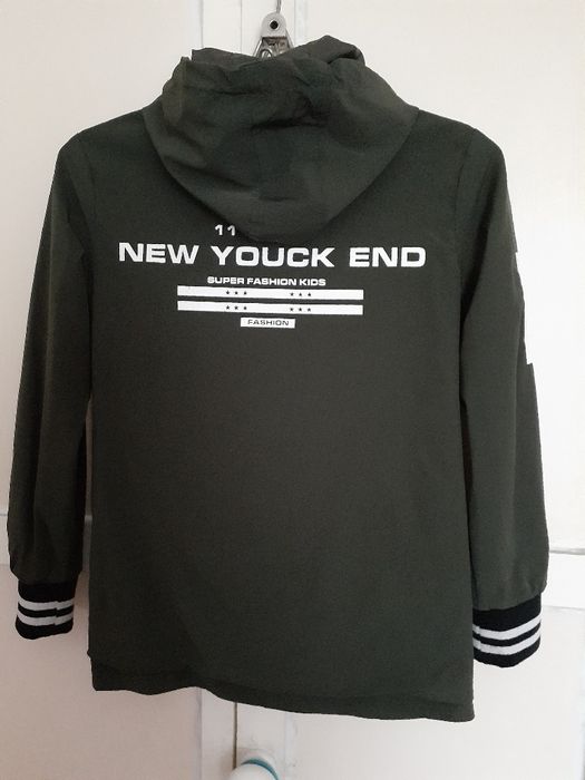 Ветровка на мальчика.