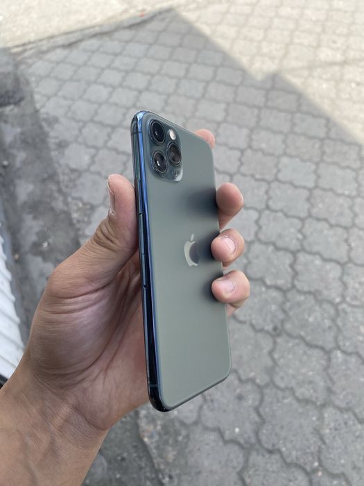 Apple IPhone 11 pro идеал
