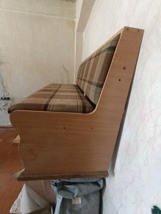 Продам диванчик  с кухонного уголка