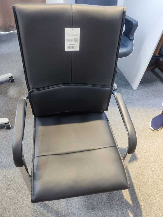 Кресло офисное посетительское кожаное металлическое Dafna