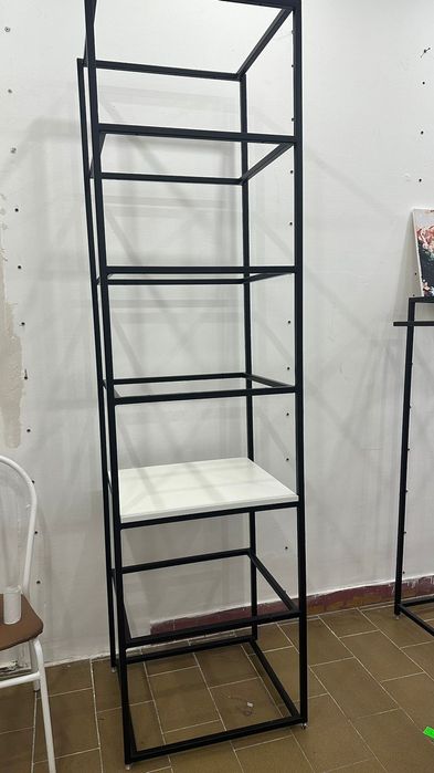 Стелажи для одежды