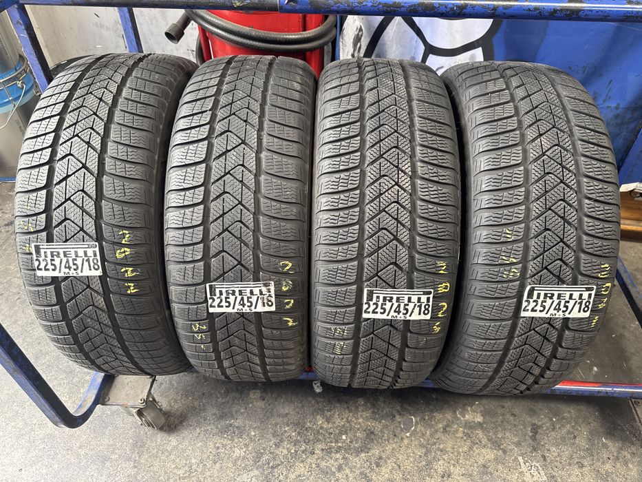 225/45/18 Pirelli M+S