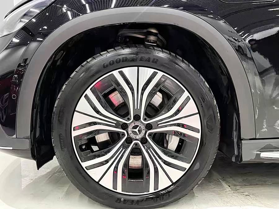 Mercedes EQE500 Luxury