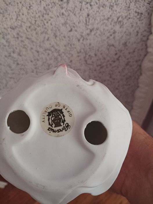 Кукла -фигурка в перфектно състояние