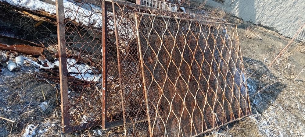 Темир ришоткалар сотилади 1,70 1,120 2 дона 1,50 1 2 дона