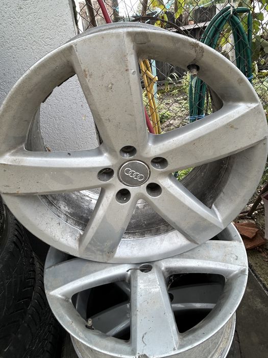Vand anvelope si jenti 225 45 R18