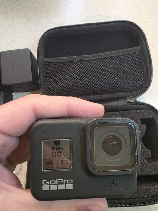 GoPro8 black plus accesorii