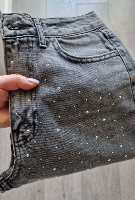 Blugi de dama cu strasuri
