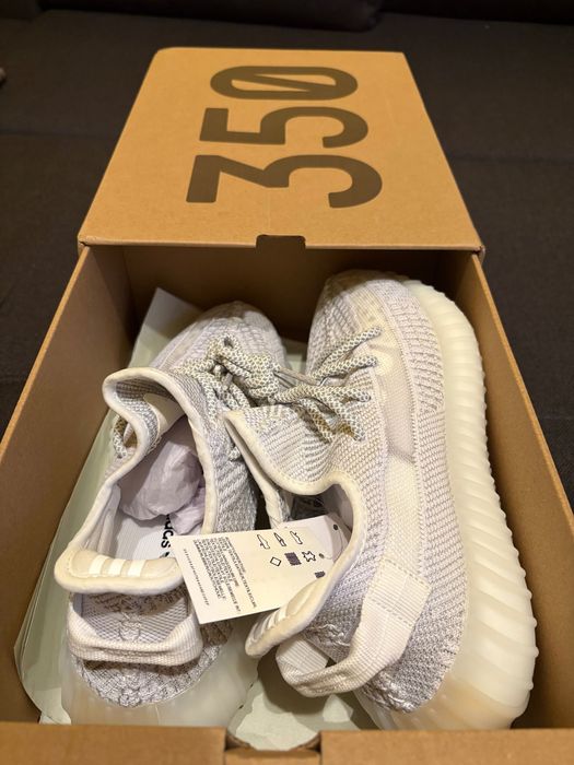 Yeezy Boost 350 v2 Static ‘42 2/3’
