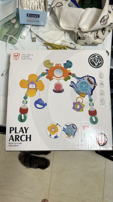 Кошара Тони 60/120 +чаршафи и играчки