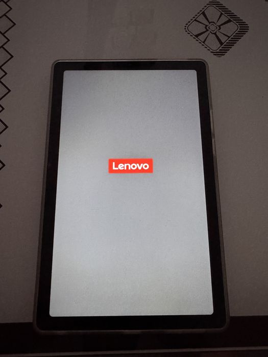 Tableta Lenovo Tab M9 , nou nouta