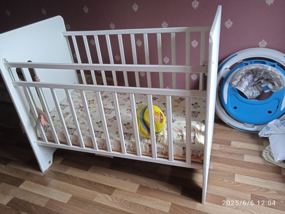 Кровать детская бу