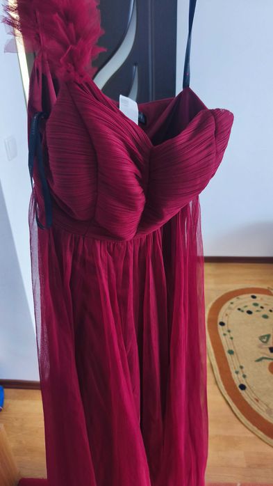 Vând rochie dama