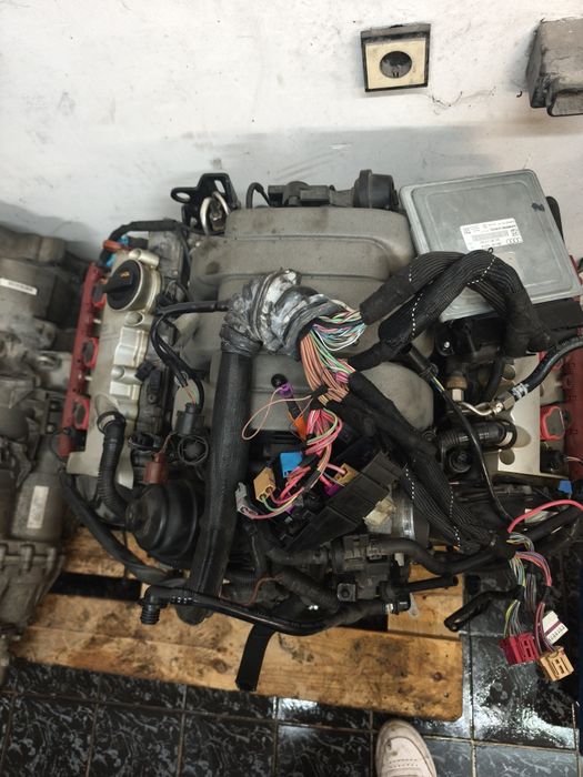 Двигател Audi A4 B7 / A6 C6 3.2 FSI AUK V6 256к.с. + 14 дни гаранция