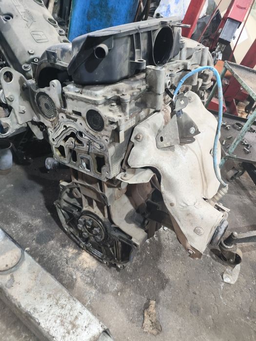 Двигатель Renault Sandero K4M