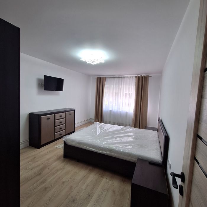 Apartament 3 camere de închiriat in Ștrand