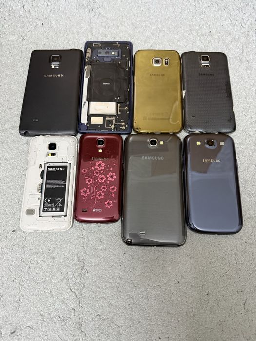 Продам телефоны Samsung