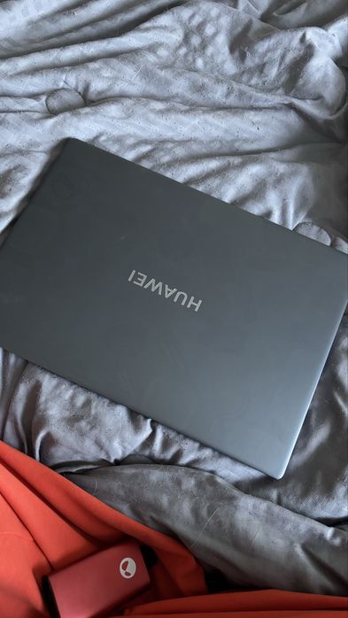 Продам Huawei MateBook D16 (Core i3) ТОРГ УМЕСТЕН