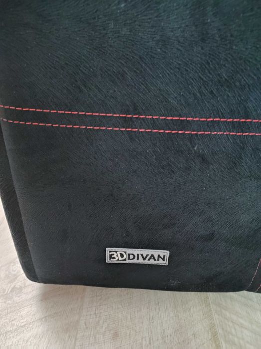 Диван угловой б/у в хорошем состоянии