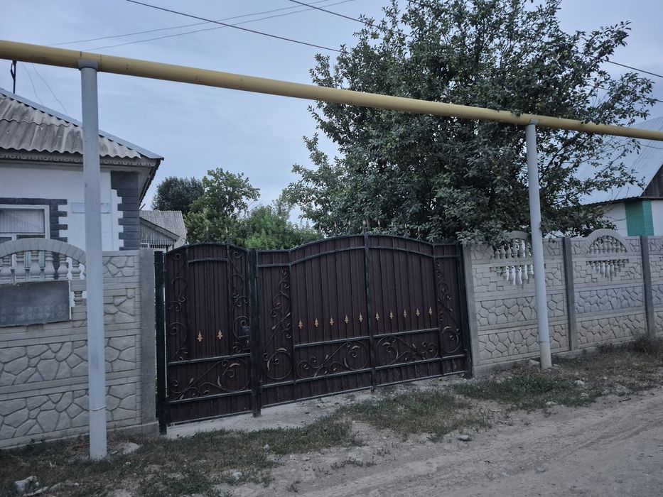 Продаётся 4 комнатный дом
