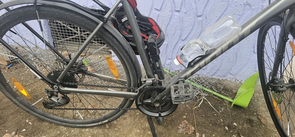 Велосипед Giant Escape 1 Disc городской