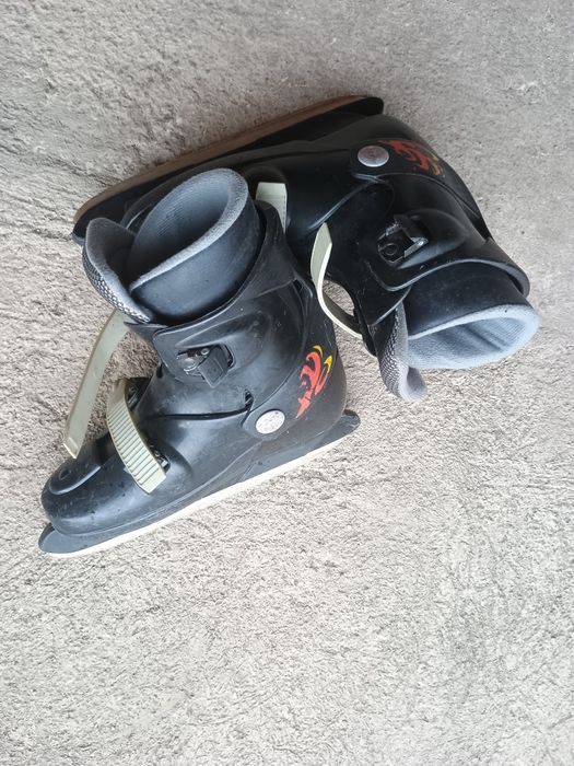 Patine in stare foarte buna