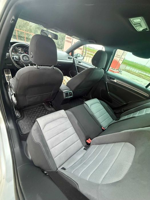 Volkswagen golf Vll R LINE