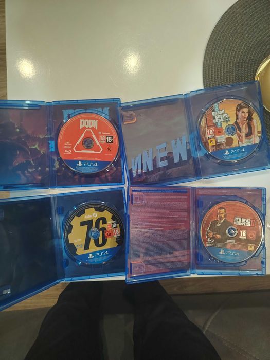 4 броя игри за PS4