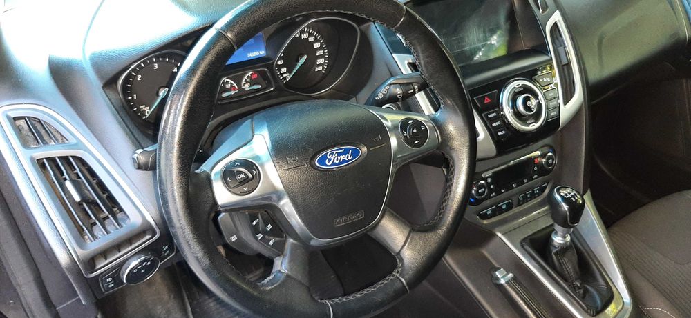 FORD Focus 2012 — imagine 4