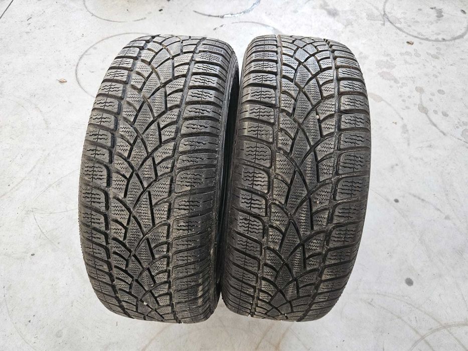 2 Anvelope de IARNA 225.50.17 'Dunlop' Runflat ; stare buna