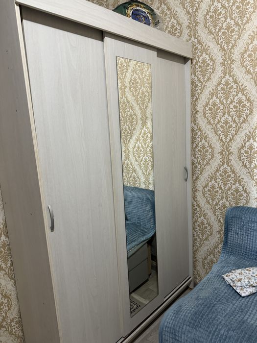 Продам Шкаф купе