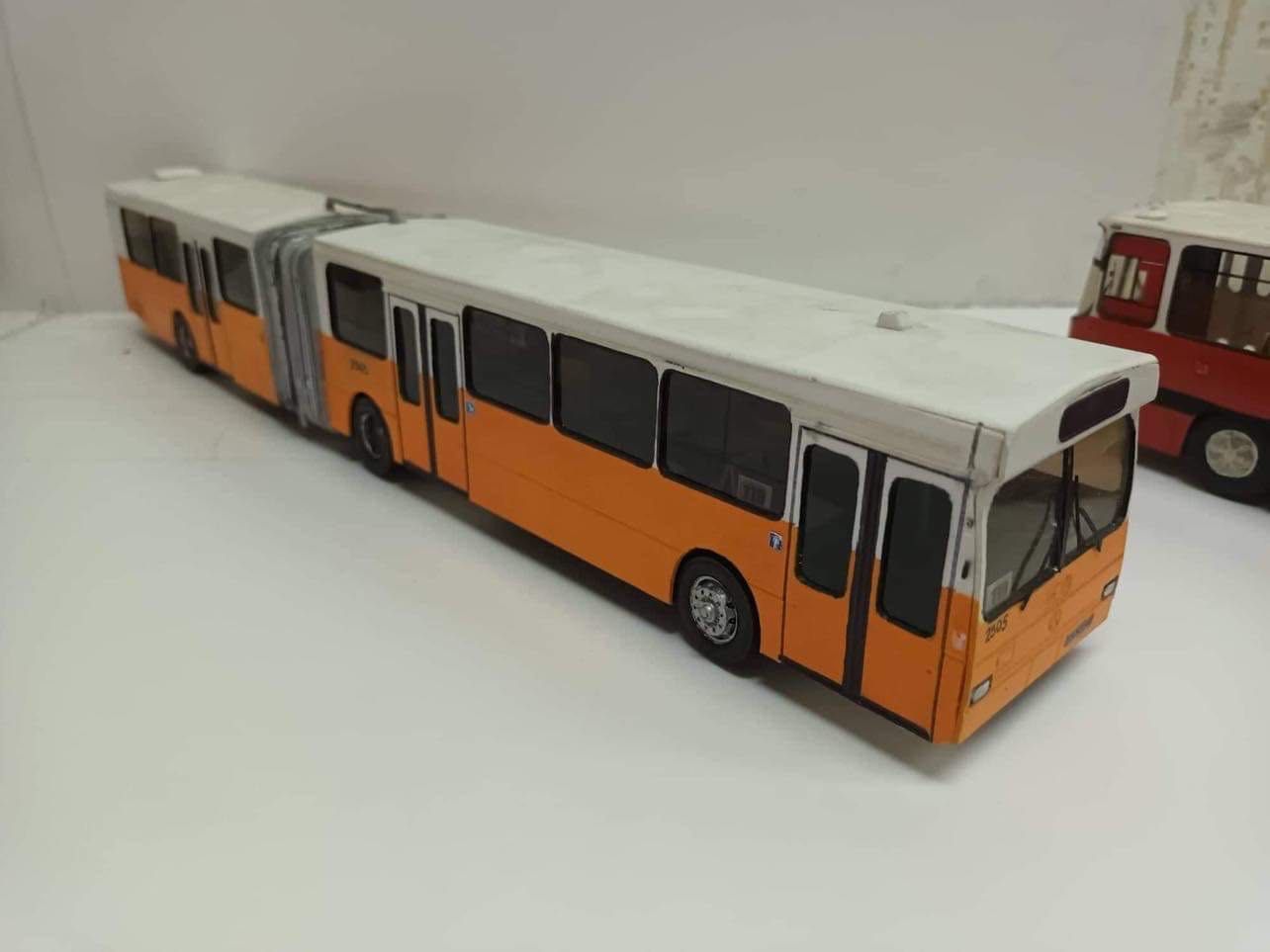 Автобус макет играчки с. Балша • OLX.bg