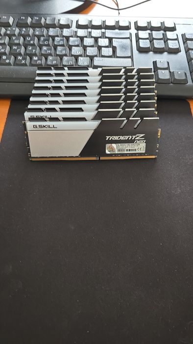 Рам памер G skill F43600C18D-64Gtzn 64G(2×32G)DDR4