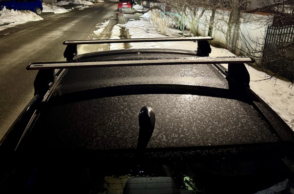 Bare auto transversale Thule WinBar Evo Toyota Corolla Sedan