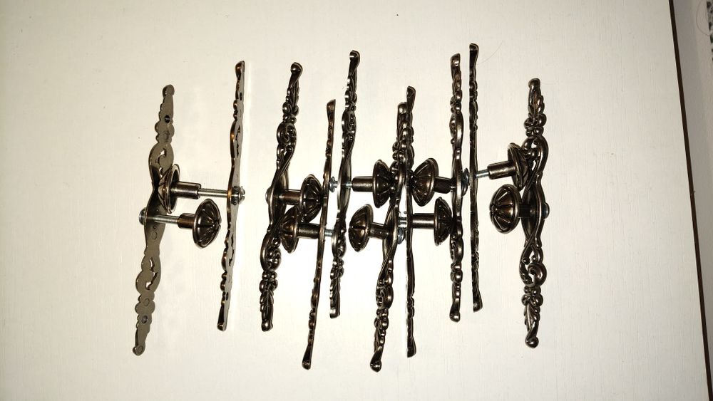 Butoni ușa mobilier (Seria Indento)