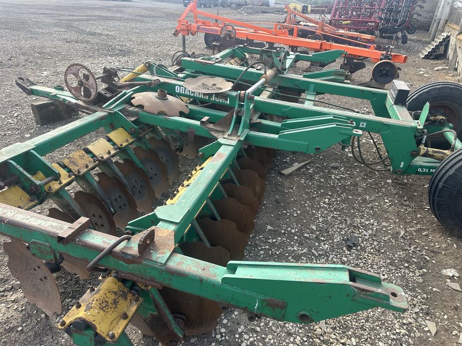 Продам скоростной плуг8 и дискатор 6 м в комплекте