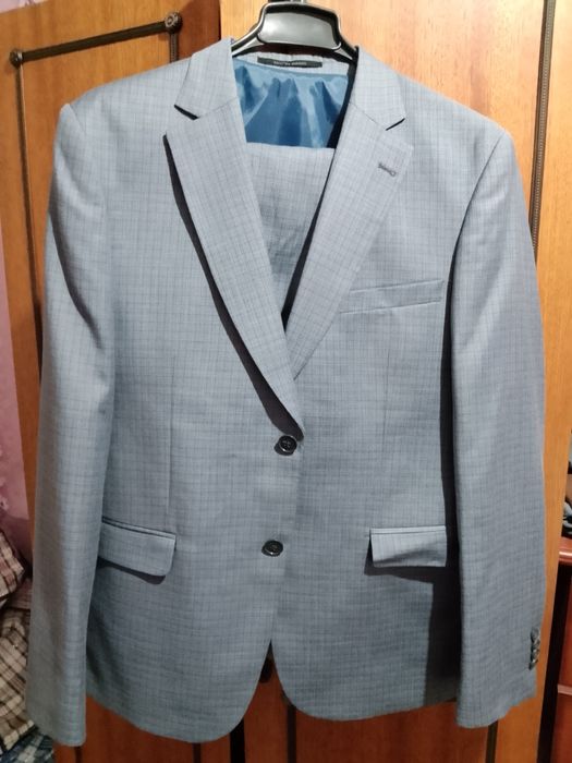 Костюм - тройка классический