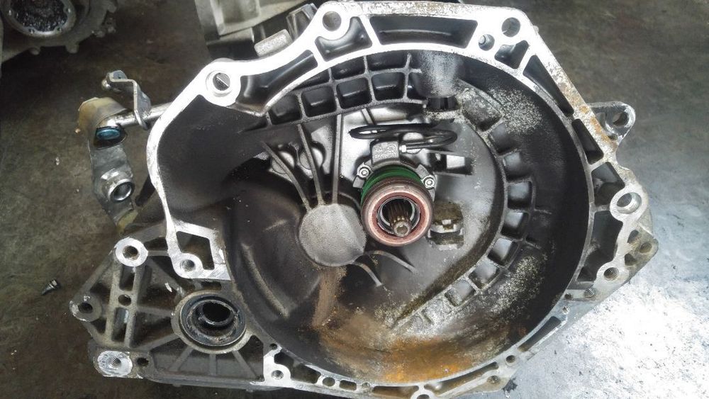 cutie viteze 1.7 dti y17dt opel corsa c 2000-2005