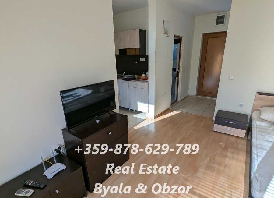 Двустаен апартамент в централна част на гр.Бяла