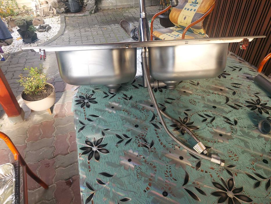 Chiuveta inox cuva dubla , cu baterie si sifon