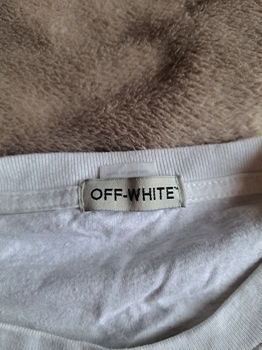 Vand tricou off-white x kaws